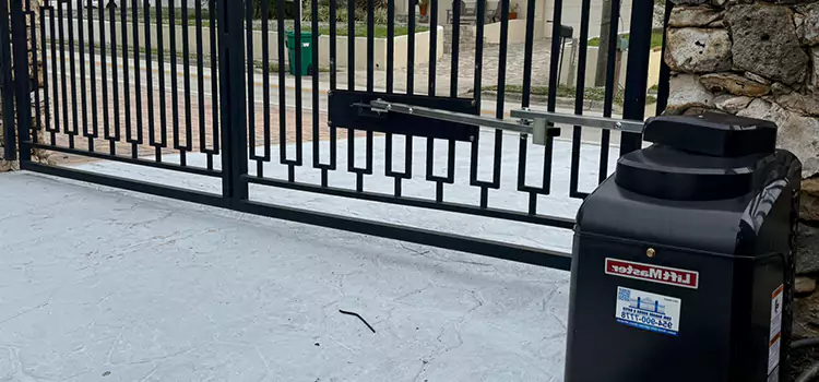Seamless Installation and Support for Your New Gate in East Lake-Orient Park, FL